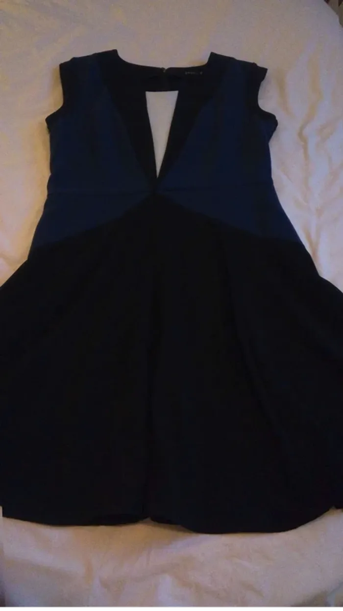 Robe  noire  T42 Breal - photo numéro 5
