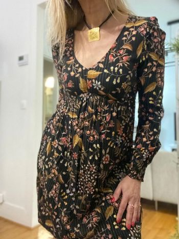 Jolie petite robe Naf Naf 34 💛