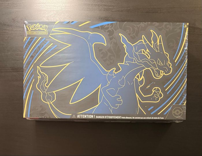 Coffret Pokémon – Ultra Premium Collection – Méga-Évolution Dracaufeu – Neuf – VF