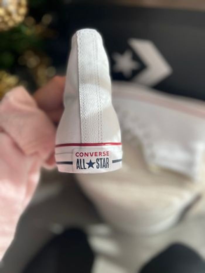 Converse - photo numéro 5