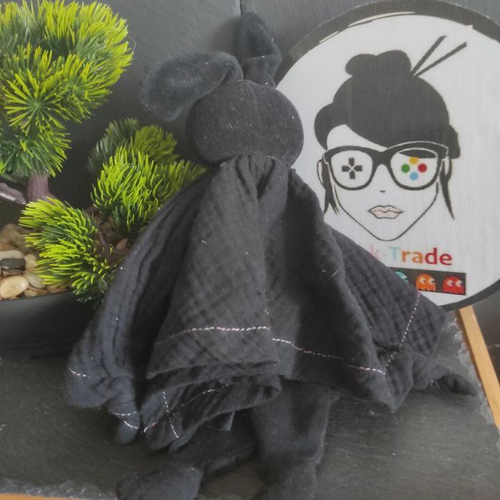 Doudou Kaloo Lapin Noir Lange Confettis Orange Bleu Juratoy #geektradedoudou - photo numéro 2