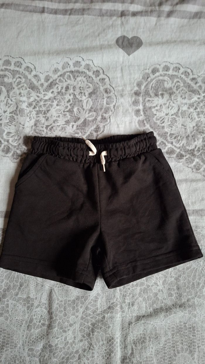 Short 3 ans - photo numéro 3