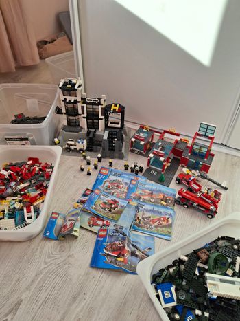 Méga lot LEGO City – Police & Pompiers – Bâtiments, véhicules & figurines