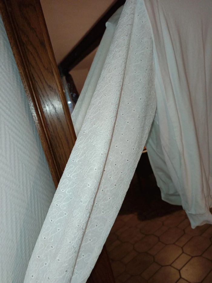 Sweat broderie anglaise - photo numéro 3