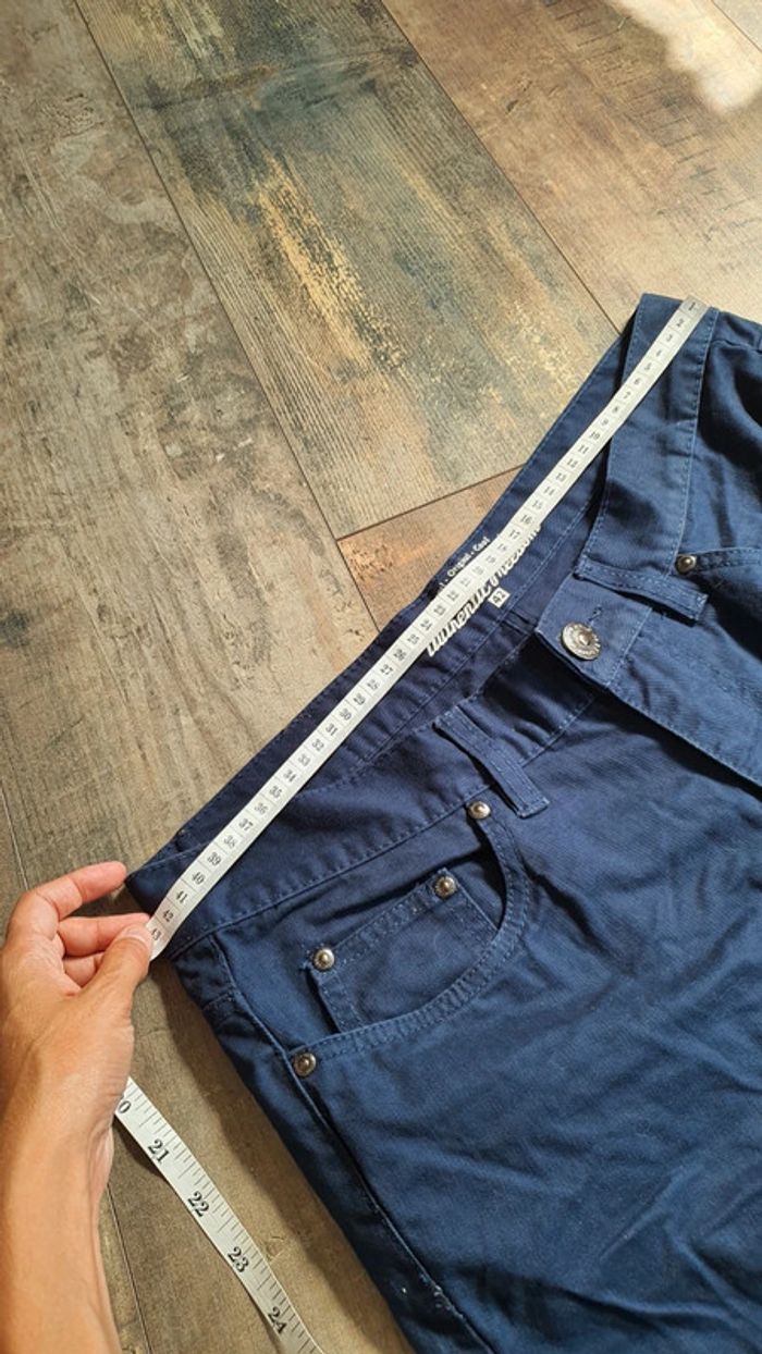 Short en jean freedom taille 42 en excellent état - photo numéro 3
