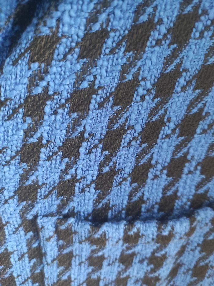 Sur Chemise bleue et noire - photo numéro 3