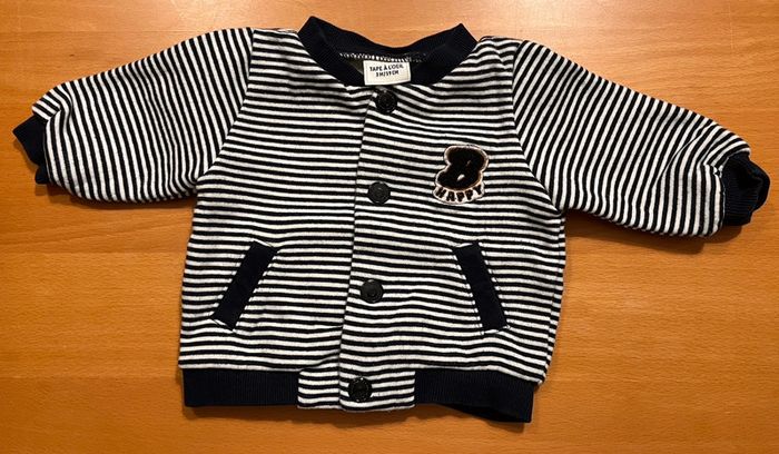 Lot bombers et t-shirt longues manches - 3mois - photo numéro 2