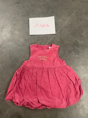 Robe rose