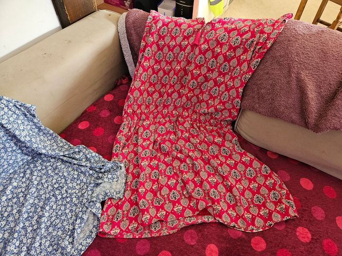 Vêtements femme 42 50 - photo numéro 2