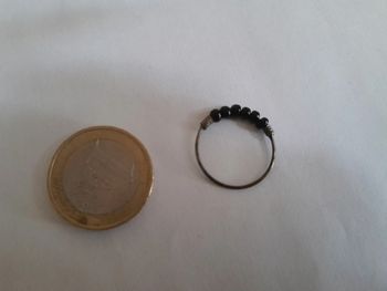 Très jolie fine bague vintage metal argenté