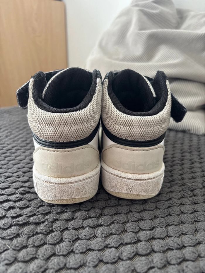 Baskets adidas montantes 25 - photo numéro 3