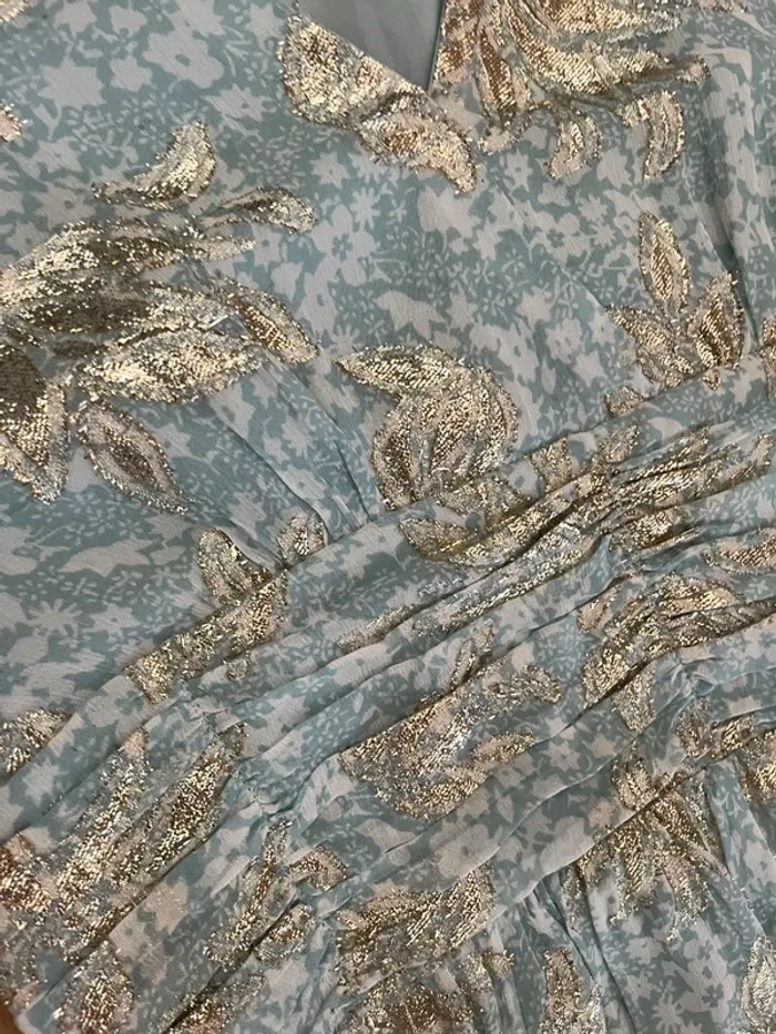 Robe longue brillante - photo numéro 11