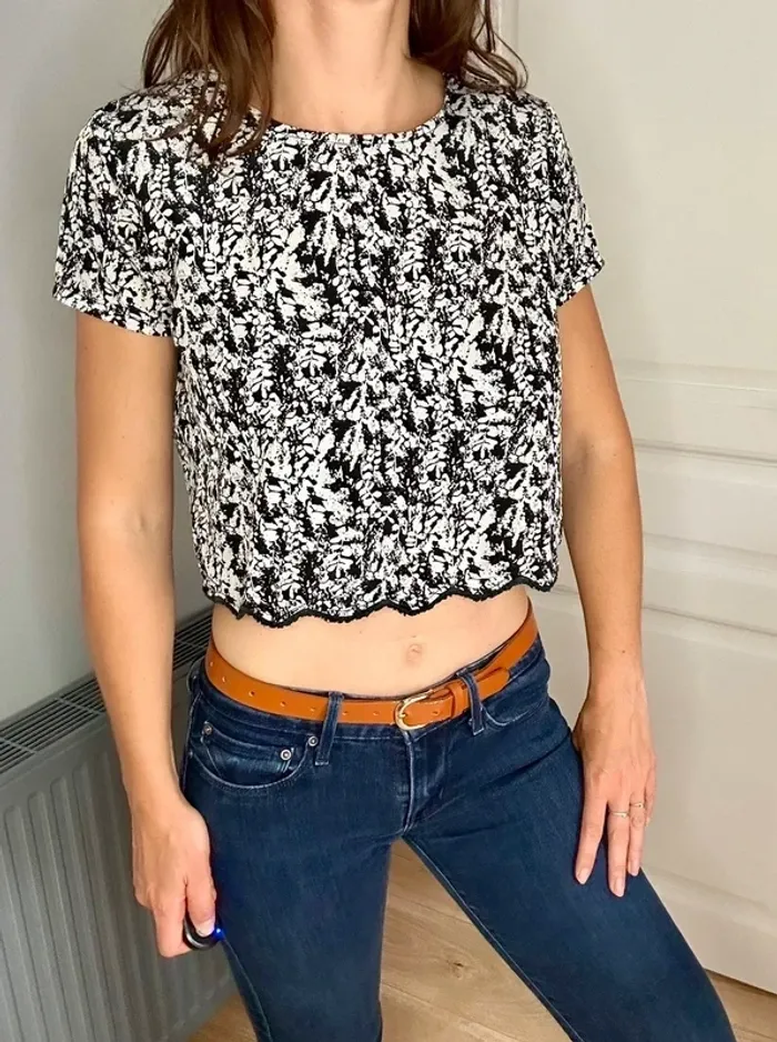 Blouse courte Teddy Smith – imprimé noir & blanc – Taille 16 ans / XS - photo numéro 3