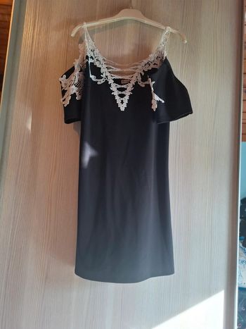 Robe noir