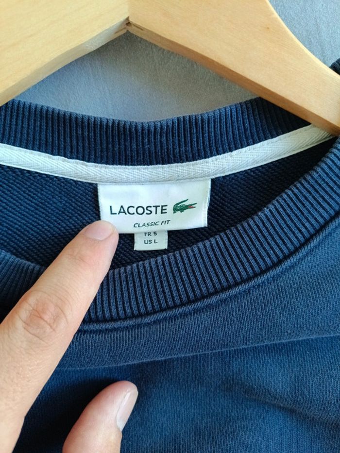 Pull Lacoste Bleu - photo numéro 3