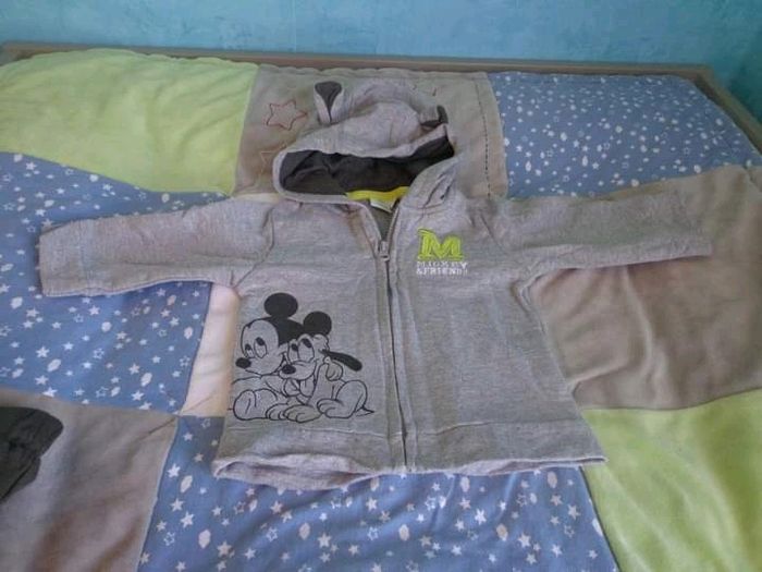 Ensemble Disney Mickey 6 mois - photo numéro 2
