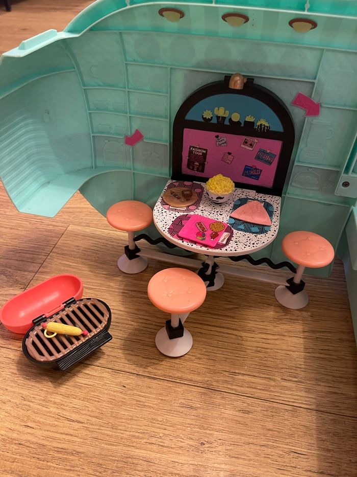 Camping car lol surprise - photo numéro 3