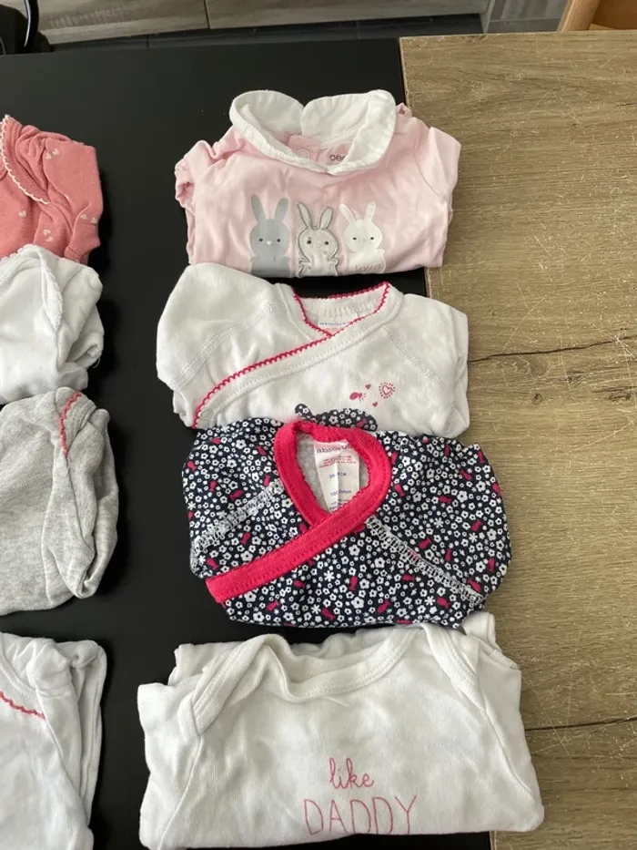 Lot de 12 bodies manche longue fille 3 mois - photo numéro 4