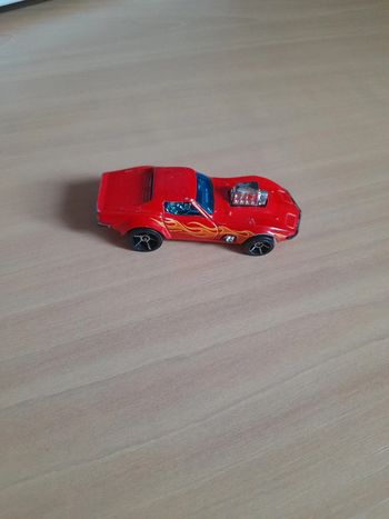 Miniature corvette 68 chevrole gas monket hot wheels