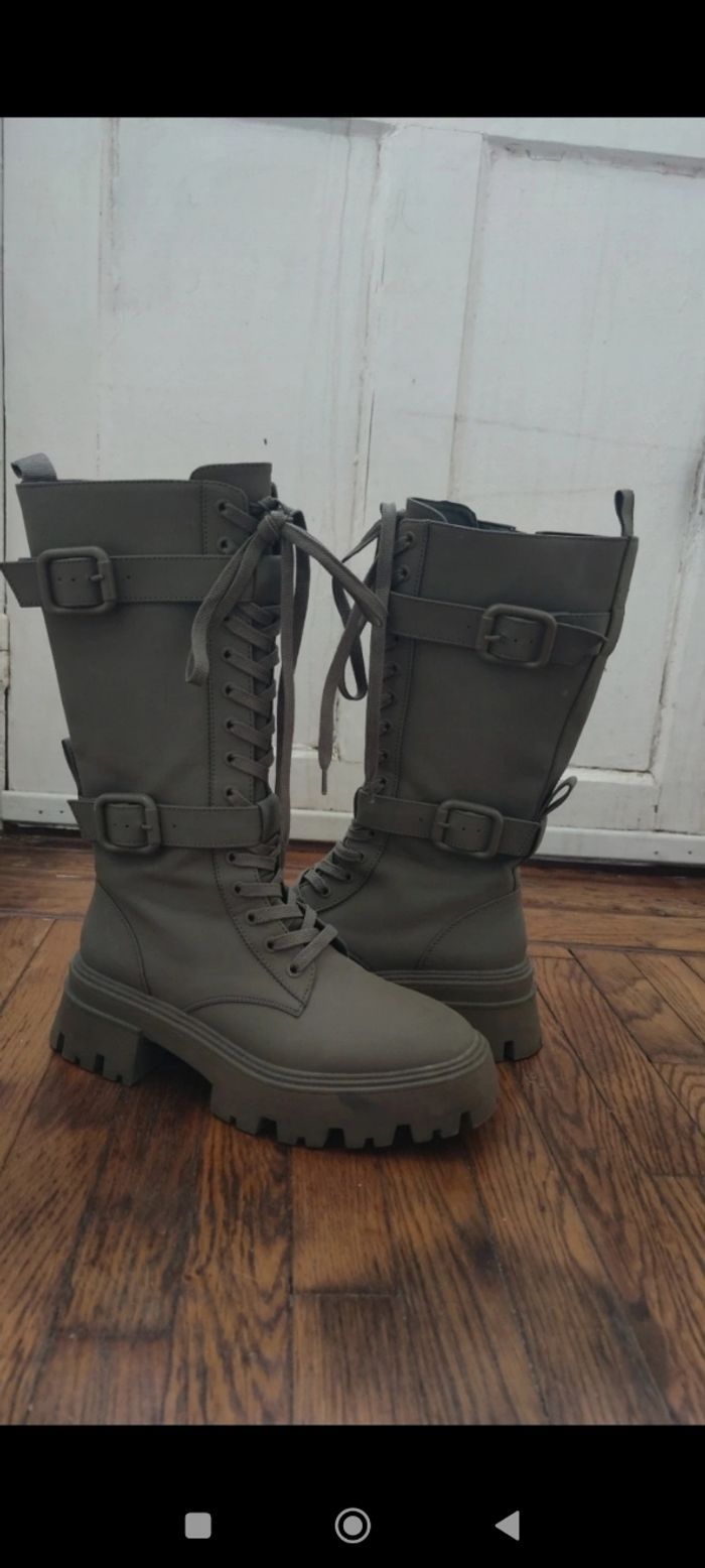ZARA 39 Boots mi haut - photo numéro 1