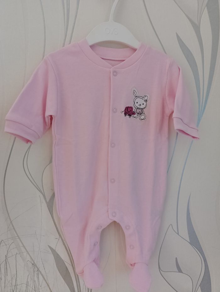 Grenouillère rose brodé