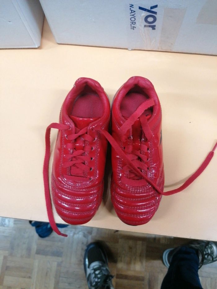Chaussure de foot rouge Oxylane 28