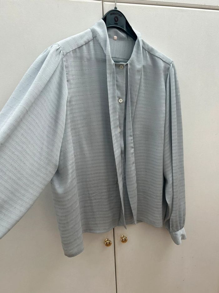 Chemisier manches longues vintage bleu clair avec noeud - taille 3 40/42 made in France - photo numéro 2