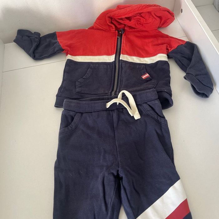 Survêtement la redoute 18 mois