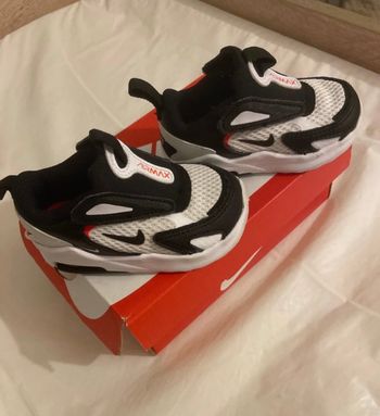 Chaussures bébé Nike Air Max – pointure 19,5