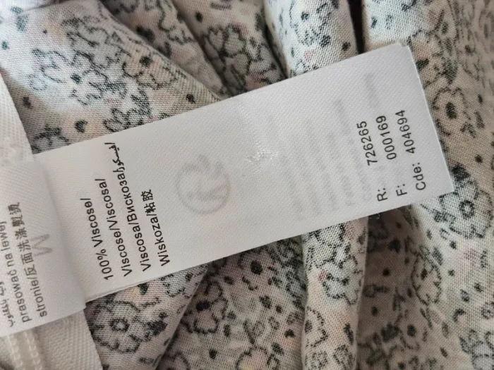 Jupe fleurie taille haute longueur mollet boutonnée avec fente avant Bizzbee taille 38 / M - photo numéro 9