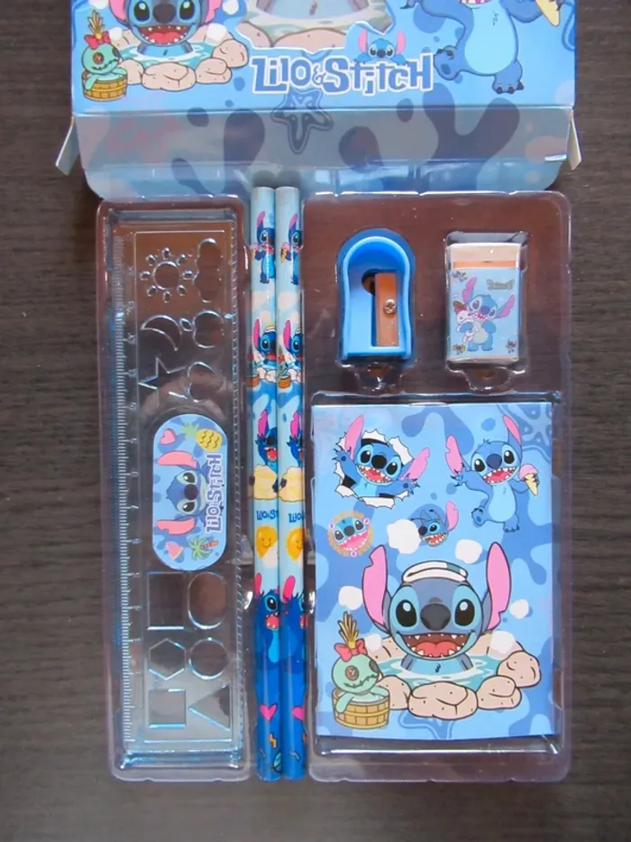 Lot Papeterie Stitch neuf scolaire (règle, crayons, gomme, carnet, taille crayon) - photo numéro 2