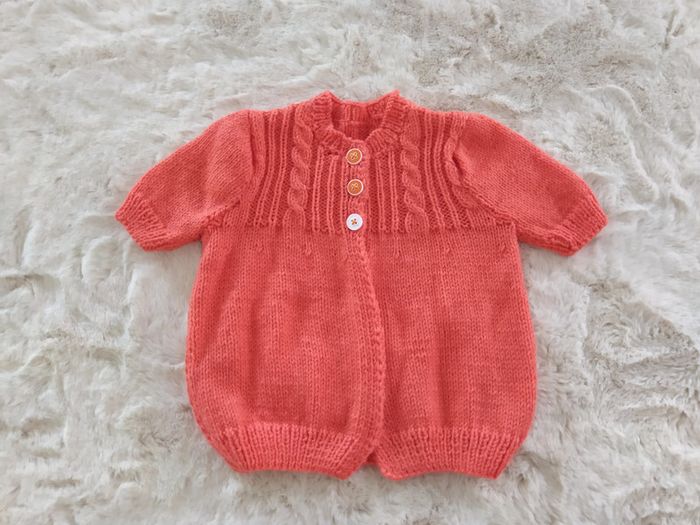 Gilet neuf 9 mois