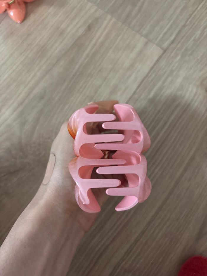Grosse pince fleur - photo numéro 2