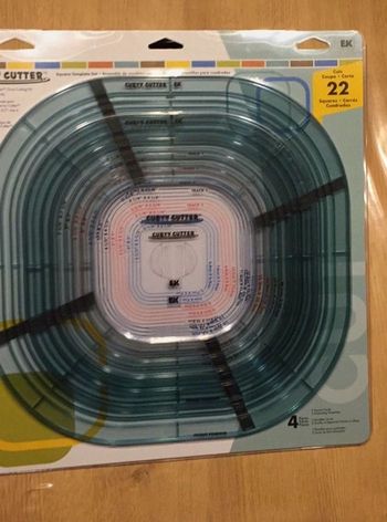 CutterBee Curvy cutter carré