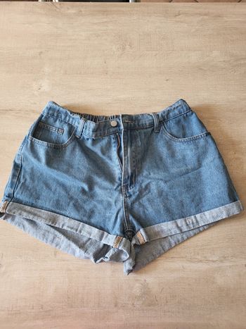 Short shein taille 42