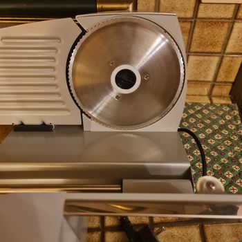 Trancheuse électrique, Severin en très bon état.