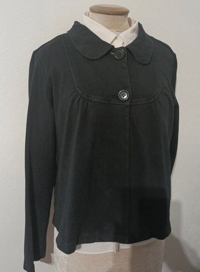 Superbe cardigan à boutons