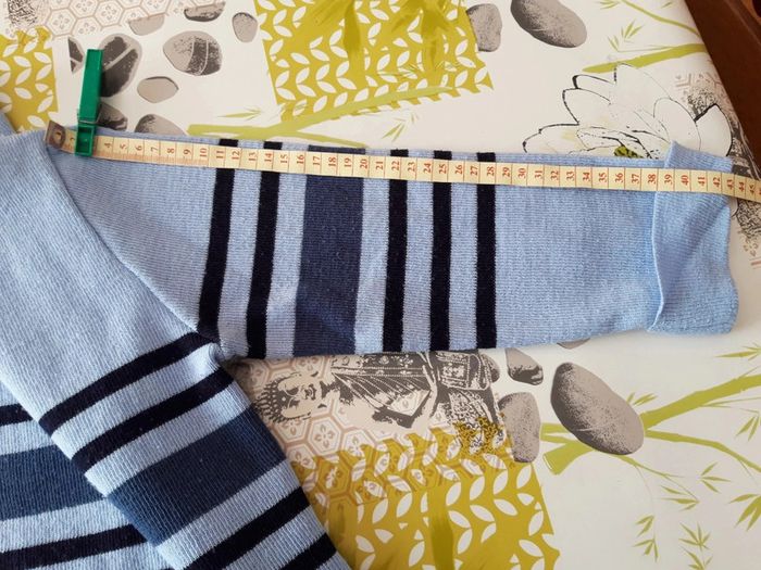 Pull taille 3 - photo numéro 8