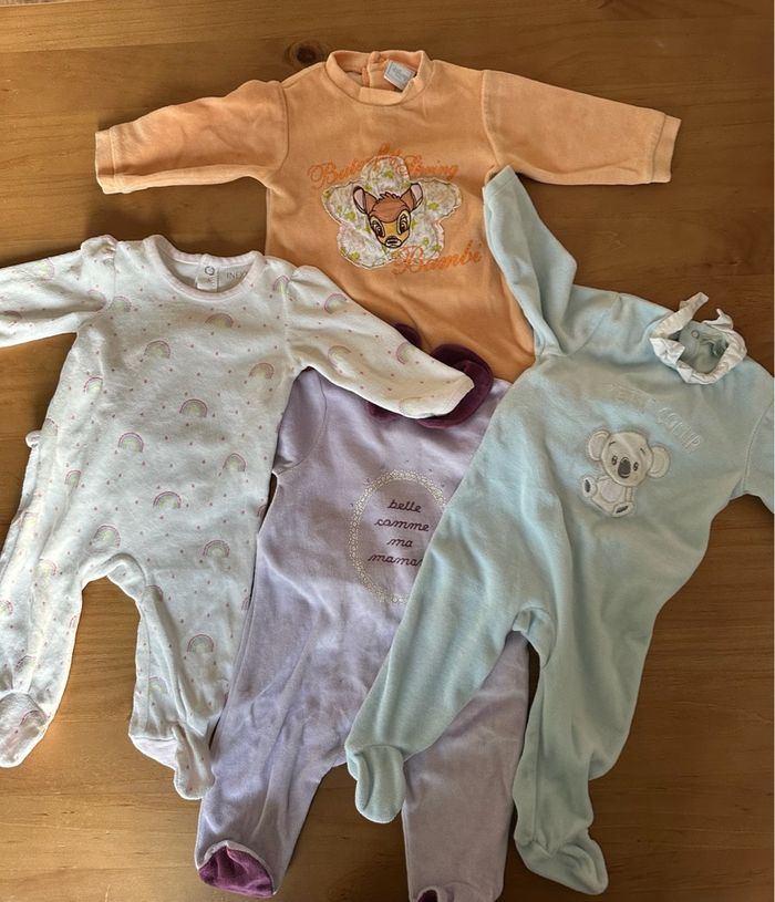 Lot pyjamas 6 mois