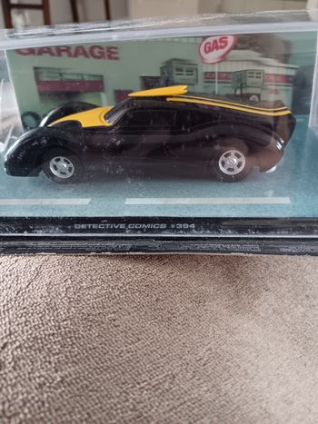 Voiture de Batman Détective comics 394