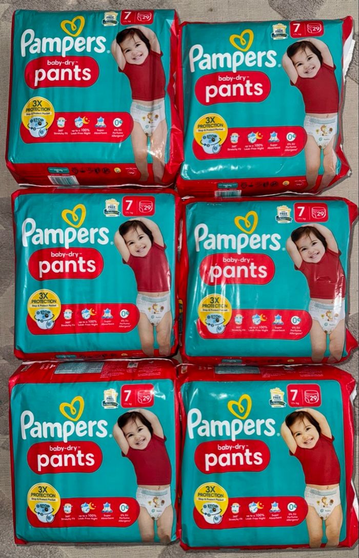 6 paquets de couches Pampers taille 7