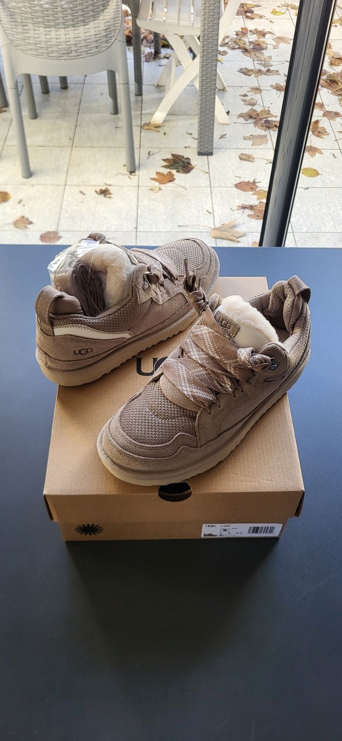 UGG Lowmel Dune - Taille 37 - photo numéro 3