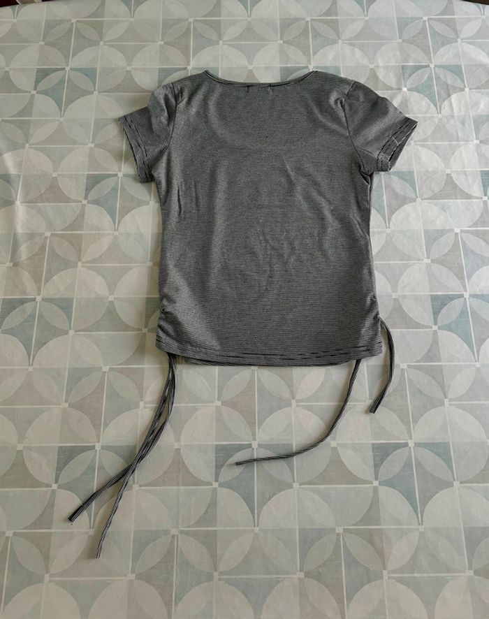 T shirt femme - 38 / M - Envie - Neuf - photo numéro 2