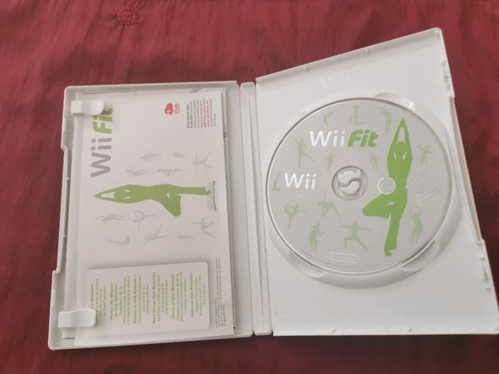 Jeu Wii fit - photo numéro 2
