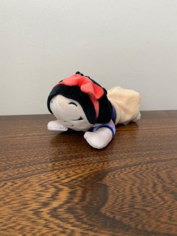 Peluche blanche neige