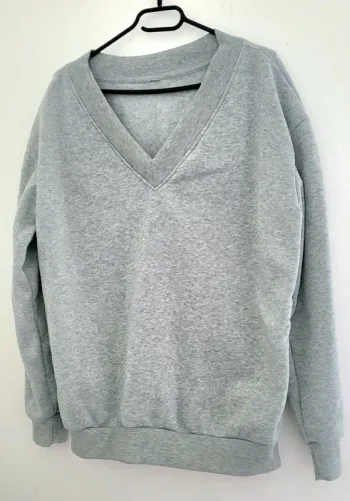 Sweat col V