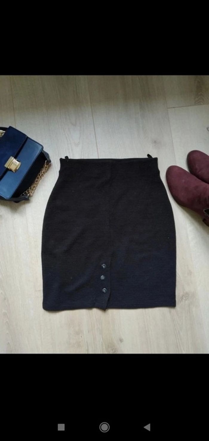 Jupe moulante taille M - photo numéro 2