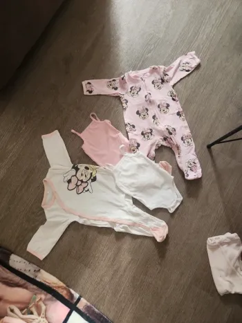 Lot de deux pyjama minie et leur body