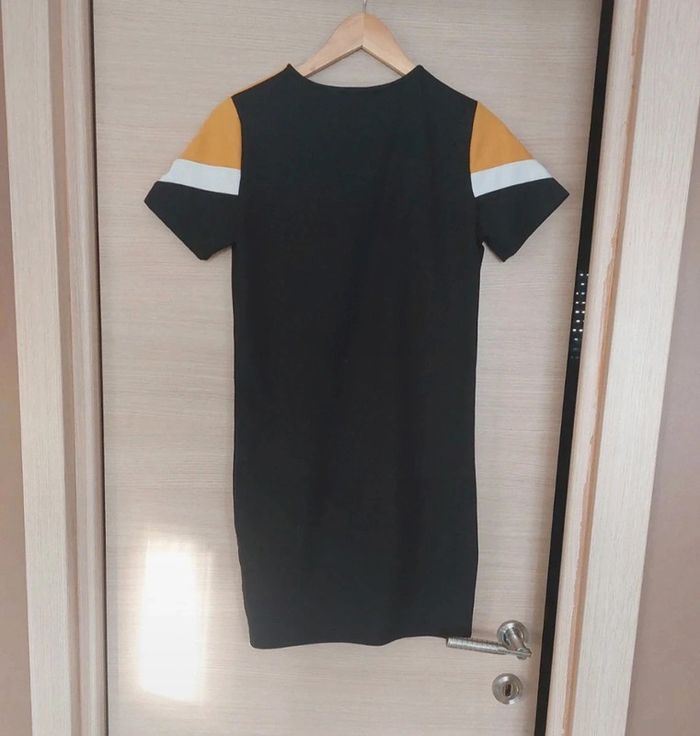 Robe bicolore noire moutarde - photo numéro 3