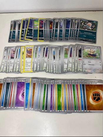 Lot 100 cartes Pokémon